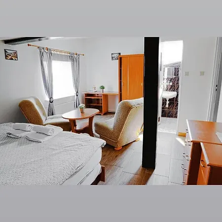 Uslugi Noclegowe I Gastronomiczne Dla Ludnosci Robert Mielcarek בית אירוח