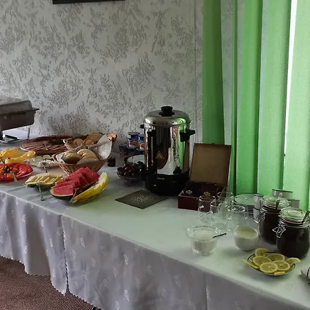 Uslugi Noclegowe I Gastronomiczne Dla Ludnosci Robert Mielcarek *