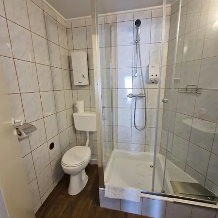 Uslugi Noclegowe I Gastronomiczne Dla Ludnosci Robert Mielcarek בית אירוח Kobyla Góra