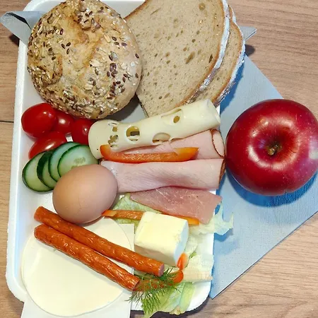 Uslugi Noclegowe I Gastronomiczne Dla Ludnosci Robert Mielcarek Accommodatie bij particulieren Kobyla Góra