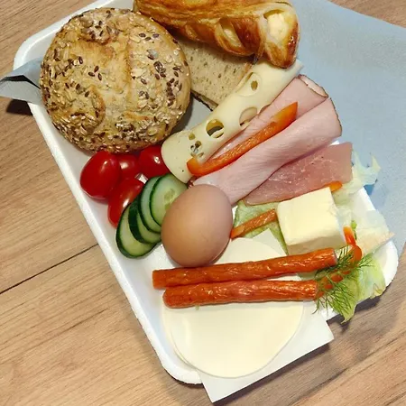 Uslugi Noclegowe I Gastronomiczne Dla Ludnosci Robert Mielcarek * Kobyla Gora