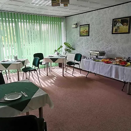 Uslugi Noclegowe I Gastronomiczne Dla Ludnosci Robert Mielcarek Accommodatie bij particulieren *