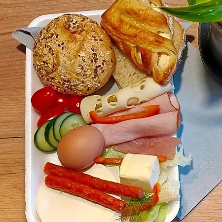 Uslugi Noclegowe I Gastronomiczne Dla Ludnosci Robert Mielcarek * Kobyla Góra