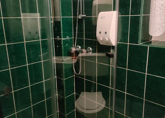 Uslugi Noclegowe I Gastronomiczne Dla Ludnosci Robert Mielcarek منزل للإقامة Kobyla Góra