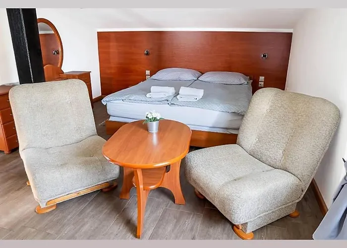 Uslugi Noclegowe I Gastronomiczne Dla Ludnosci Robert Mielcarek *