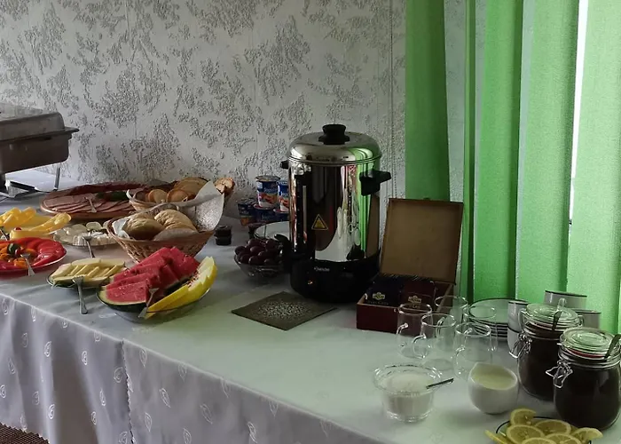 Uslugi Noclegowe I Gastronomiczne Dla Ludnosci Robert Mielcarek *