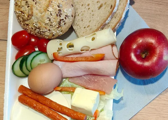 Uslugi Noclegowe I Gastronomiczne Dla Ludnosci Robert Mielcarek منزل للإقامة Kobyla Góra