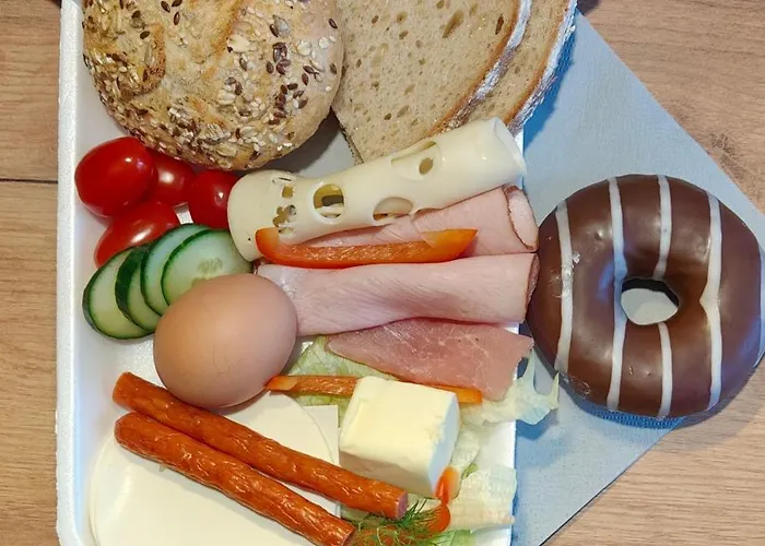 Uslugi Noclegowe I Gastronomiczne Dla Ludnosci Robert Mielcarek *