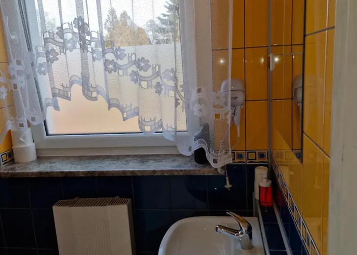 Uslugi Noclegowe I Gastronomiczne Dla Ludnosci Robert Mielcarek * Kobyla Góra