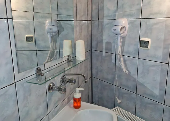 Uslugi Noclegowe I Gastronomiczne Dla Ludnosci Robert Mielcarek منزل للإقامة