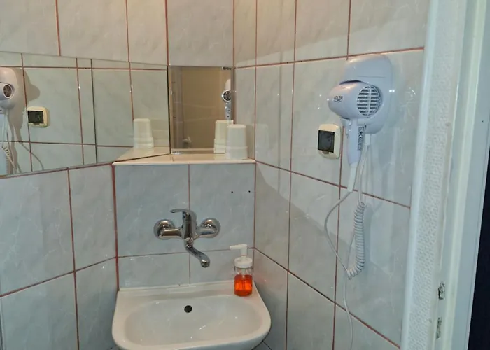 Uslugi Noclegowe I Gastronomiczne Dla Ludnosci Robert Mielcarek Kobyla Góra